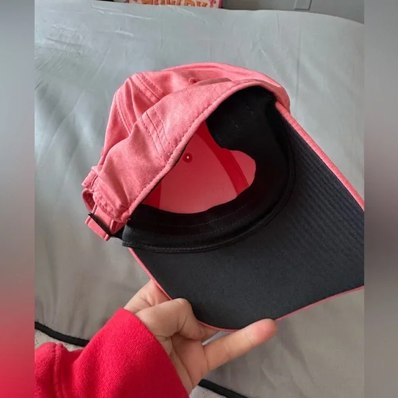 Pink Nike dryfit hat never worn - Picture 4 of 8